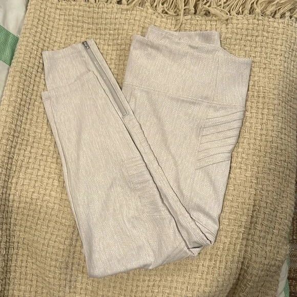 ATHLETA Leggings